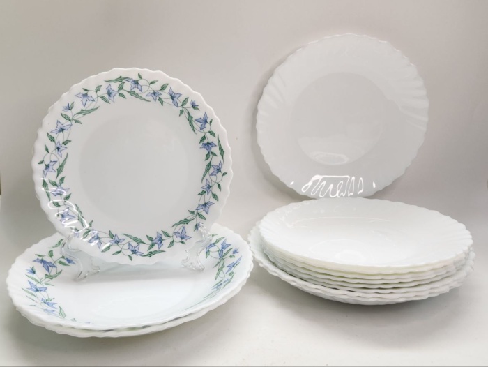 Тарелки 13 шт стеклокерамика 4 вида 