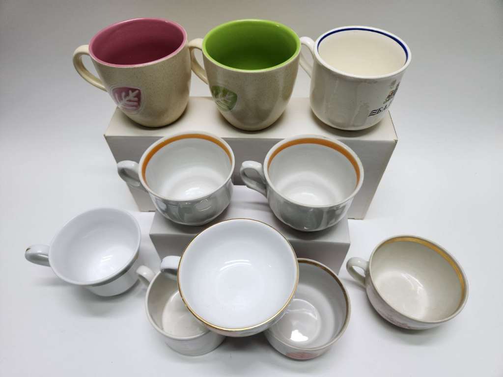 Чашки чайные разные 10 штук