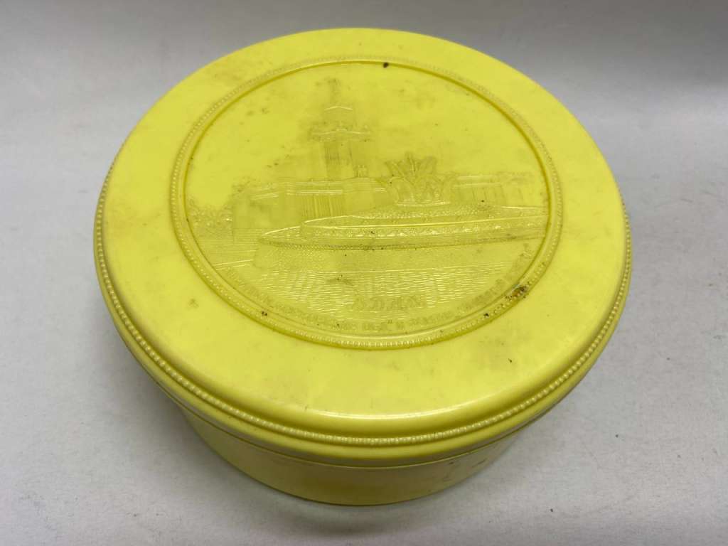 Шкатулка Карболит ВДНХ СССР