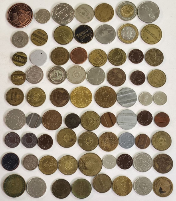 Жетоны разные коллекция 73 штуки