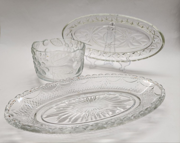 Селедочницы 2 шт и Конфетница стекло