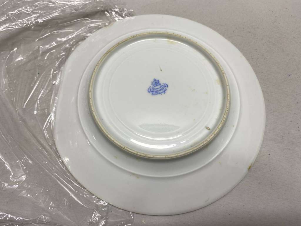 Тарелка столовая фабрика братьев Кониловых в Петербурге