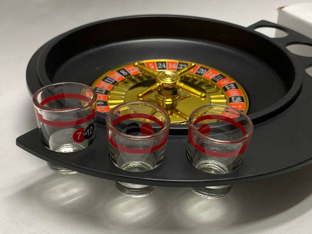 Рулетка на выпивание 6 стопок