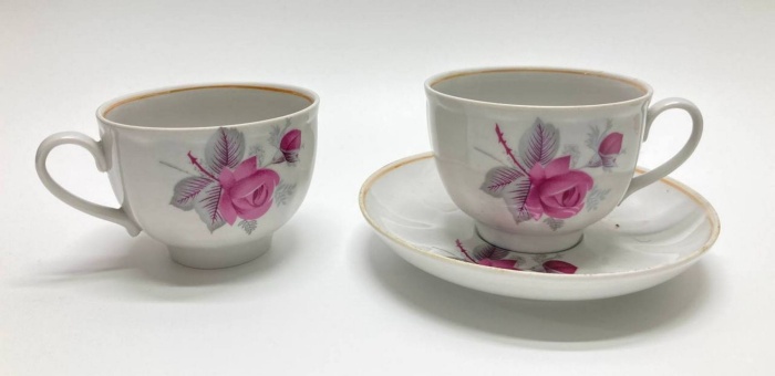 Чайная пара + чашка, Дулёво, розы