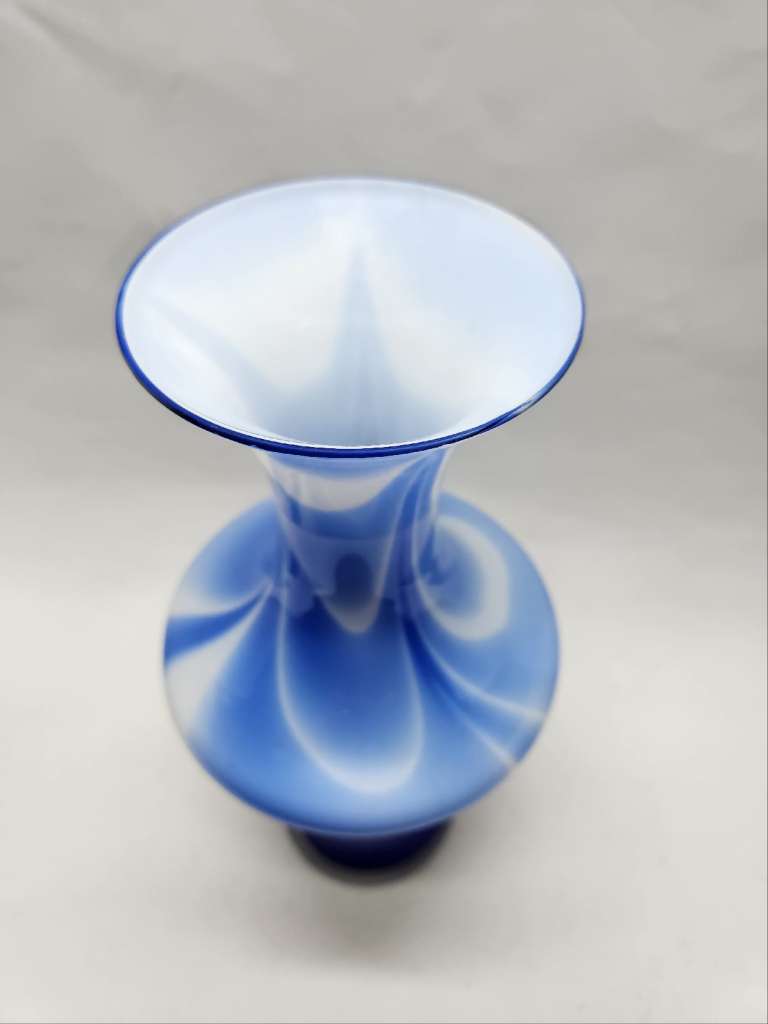 Ваза трехслойная голубая ЛЗХС