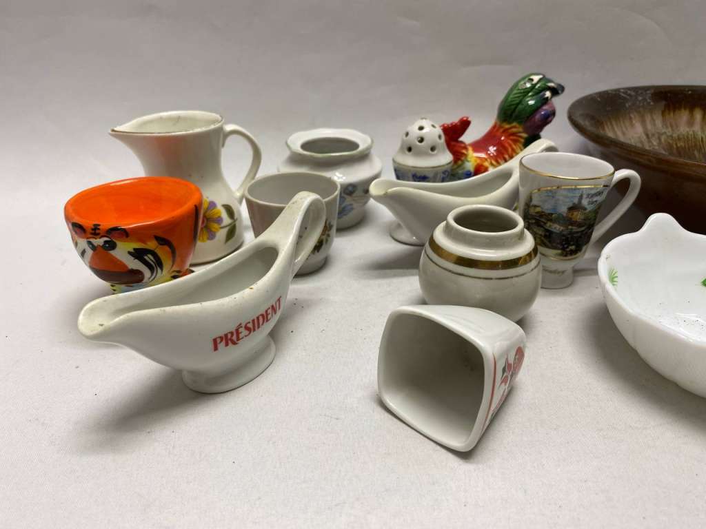 Салатник и декоративная маленькая посуда