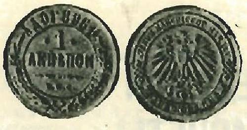 Форма монеты соответствовала медной копейке того времени, надписи на монете русские, но вместо русского орла изображён прусский (рис. 2).
