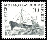 (1961-011) Марка Германия (ГДР) "Траулер"    Рыболовный промысел II Θ