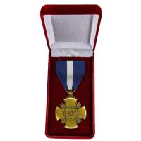 Копия: Медаль  "Латунный военно-морской крест США"  в бархатном футляре