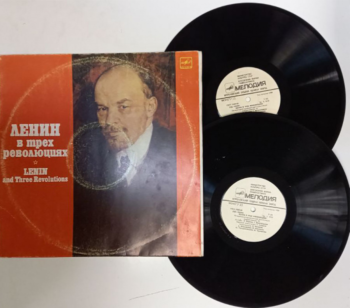 Набор виниловых пластинок (2 шт) &quot;Г. Голиков. Ленин в трех революциях&quot; Мелодия 300 мм. (Сост. отл.)