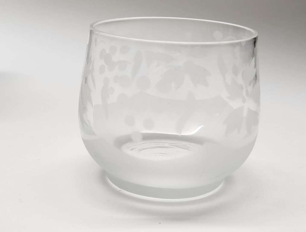 Стопки бочонки стаканы 8 штук СССР стекло напыление рисунок виноград ретро винтаж высота 6 см