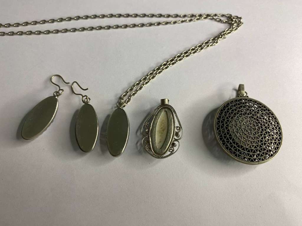 Украшения подвески 3 шт и пара сережек финифть