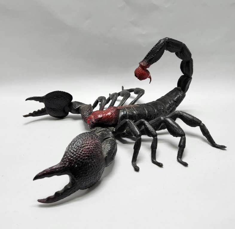 Фигурка Скорпион резиновый стауэтка игрушка