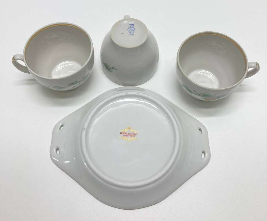 Блюдо + 3 кофейные чашки, Красный фарфорист