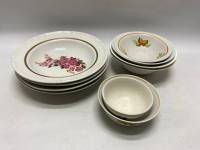 Тарелки 10 предметов, 8 суповых и 2 пиалушки