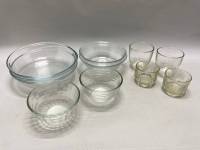 Салатник круглый стекло 7 шт и 4 стакана