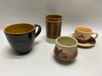 Кружки керамика 4 шт и блюдце
