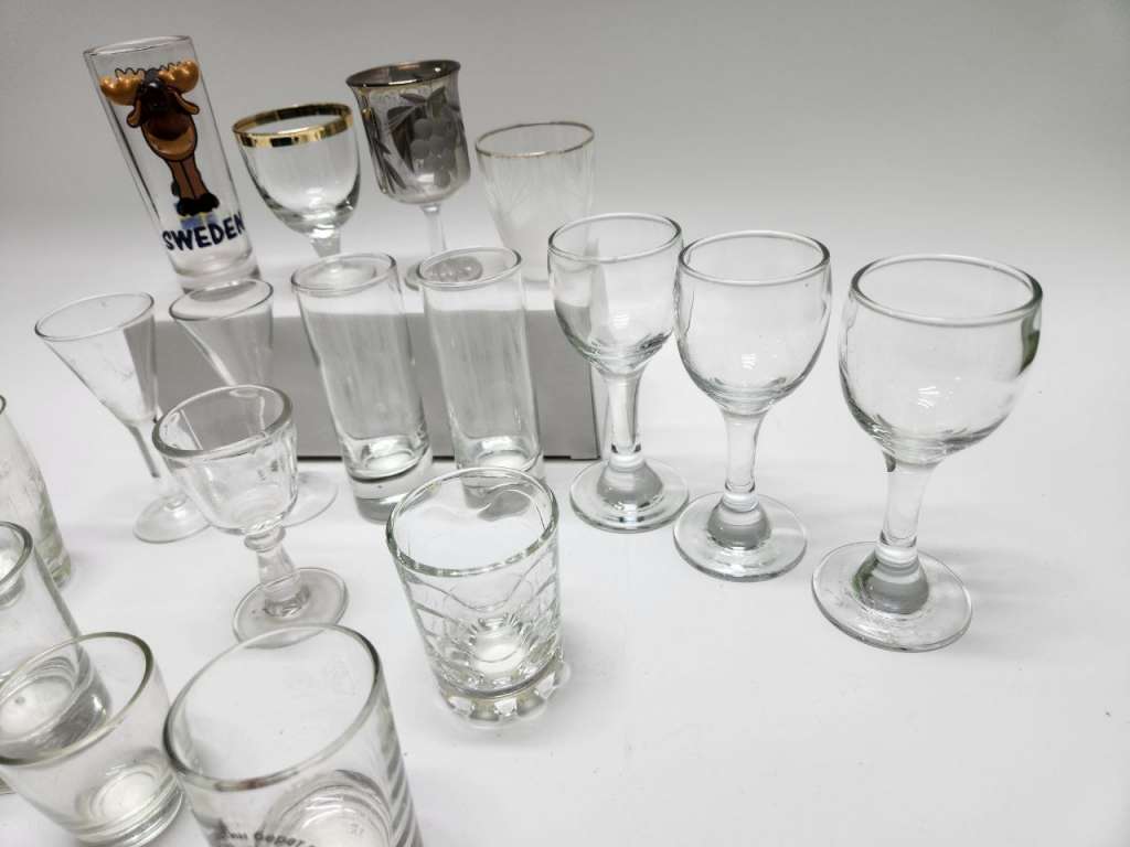Рюмки Стопки разные 22 штуки