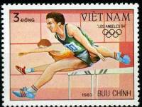 (1983-065) Марка Вьетнам "Бег с барьерами"    Летние ОИ 1984, Лос-Анджелес III Θ