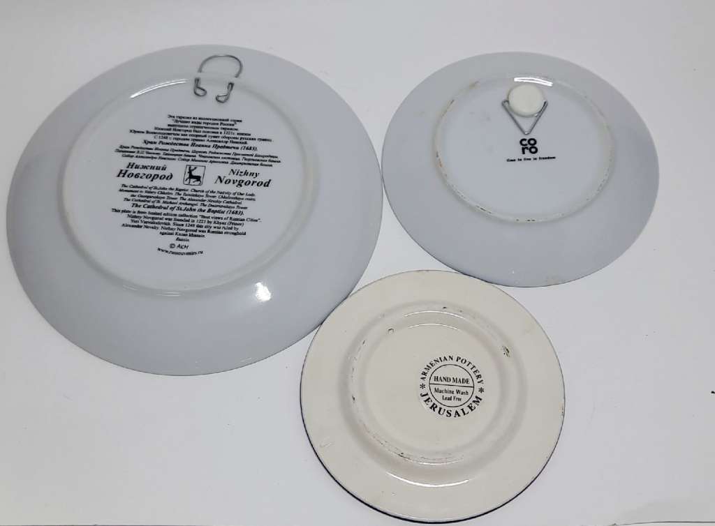 Декоративные тарелки, 3 шт., фарфор (сост. на фото)