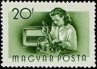 (1955-021) Марка Венгрия "Радио-монтажник"    Профессии (Стандартный выпуск) II Θ