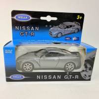 Welly Nissan GT-R в коробке