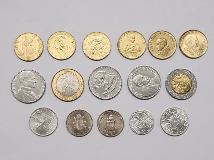 Набор монет Ватикан 16 штук