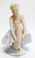 Фарфоровая статуэтка "Балерина", роспись, золочение, Германия 1940-1960 гг. (сост. на фото)
