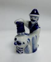Фарфоровый сувенир "У самовара", гжель, авторская работа