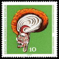 (1971-001) Марка Германия (ГДР) "Маска"    Музей этнологии III Θ