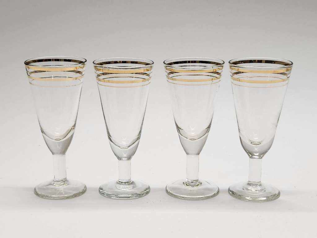 Рюмки стекло золочение 4 штуки СССР
