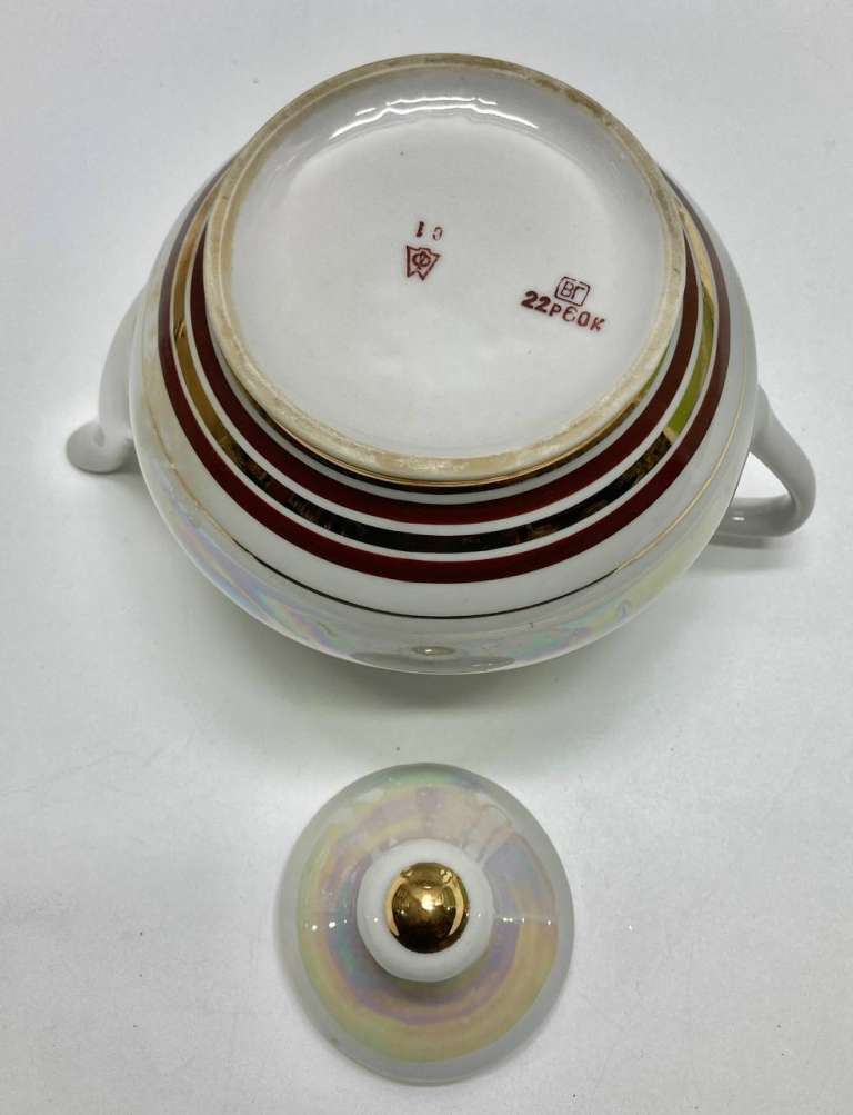 Чайник доливной, перламутр, позолота, СССР (есть скол)