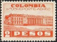 (№1945-476) Марка Колумбия 1945 год "Национальный Капитолий", Гашеная