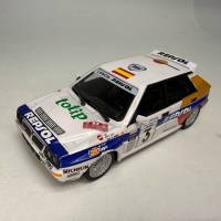 Модель авто Lancia Delta Hf 1:43 без коробки Cararama