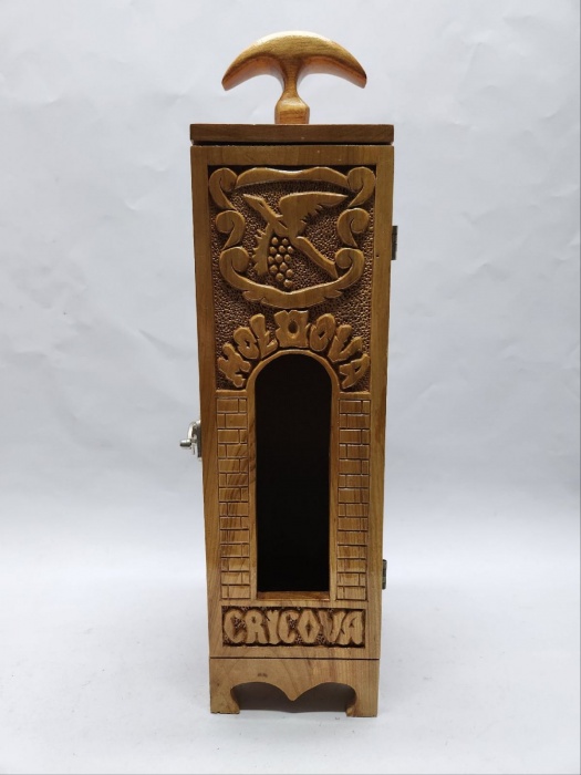Футляр Короб для бутылки Крикова Cricova дерево резьба 