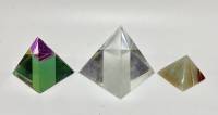 Сувенир пирамиды оптическое стекло камень 