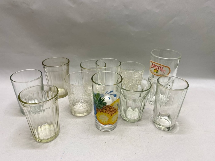 Стаканы разной формы 11 шт