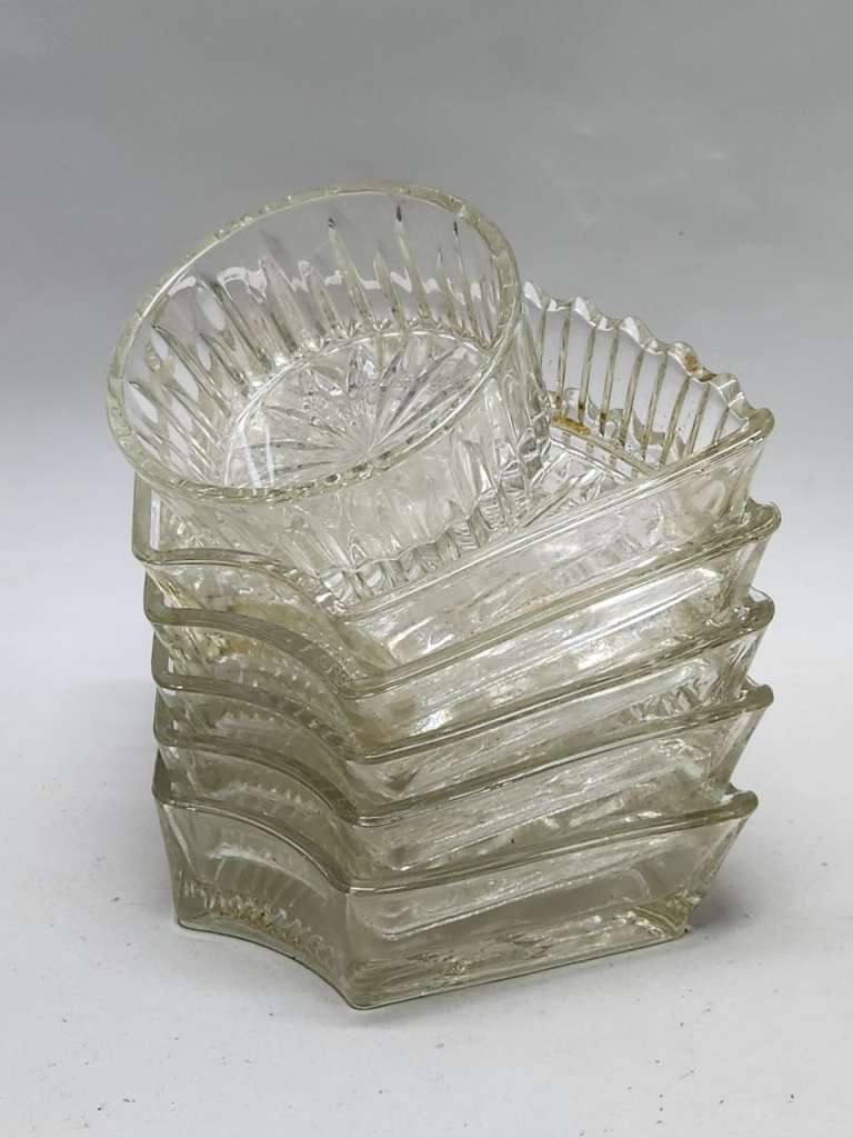 Менажница 6 секций прозрачное стекло с круглой серединой