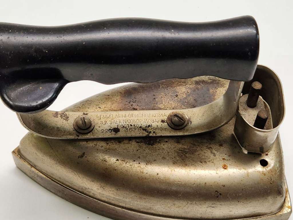 Утюг электрический СССР 1960 год Ленинград