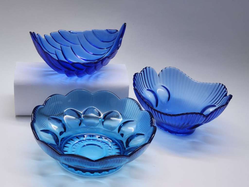 Салатники - вазы 3 штуки цветное синее cтекло СССР