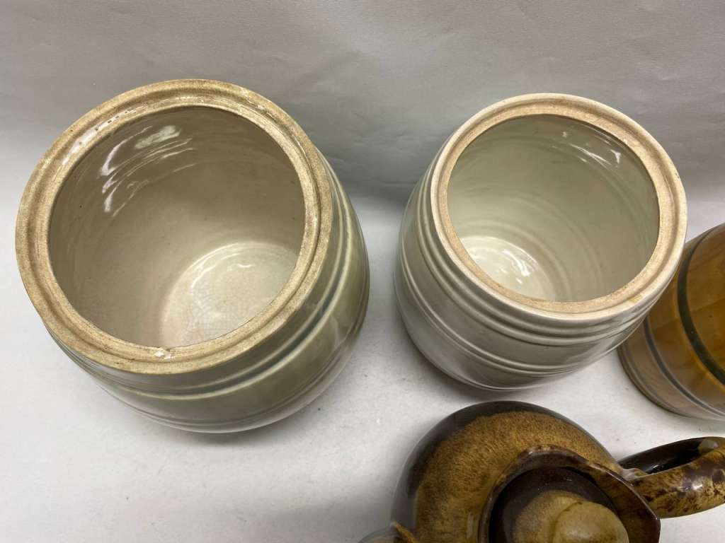 Бочонок кашпо керамический 3 шт и чайник