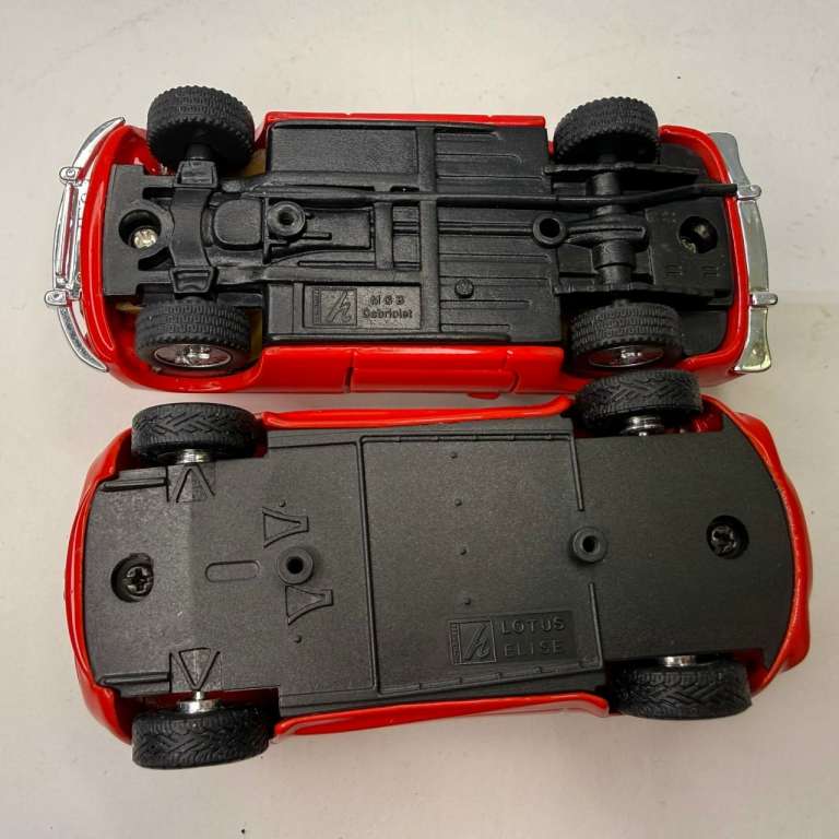 Набор моделей MG MGB Roadster Lotus Sport Elise 1:43 Cararama Hongwell без блистера