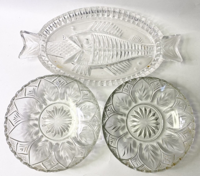 Рыбница + 2 блюда хрусталь 