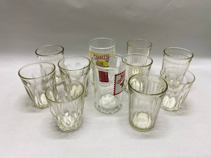 Стаканы разной формы 11 шт