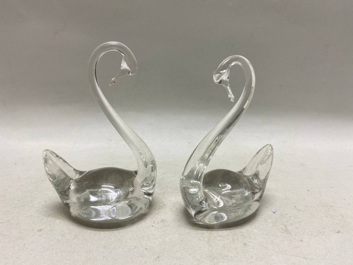 Статуэтка лебедь стекло 2 шт