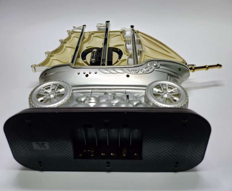 Часы настольные Корабль (пластик) со светильником