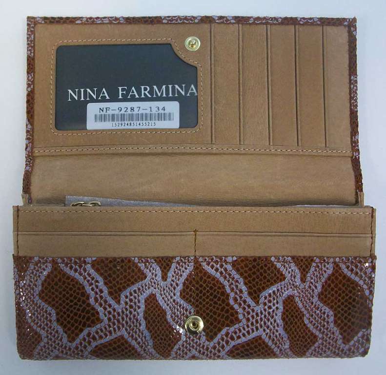 Кошелёк женский &quot;NINA FARMINA&quot; Фактурная кожа, 5 отделов + кармашки, Клепка, поцелуй, Красный/ белый