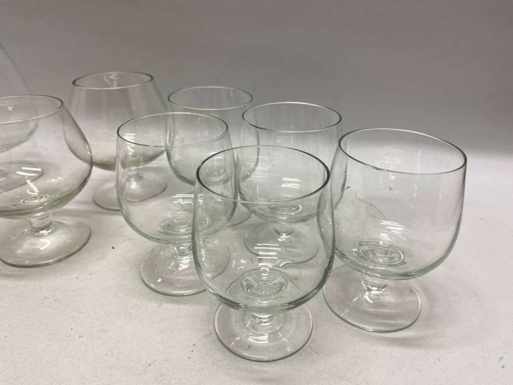 Бокалы коньячные 9 шт, разного размера