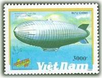 (1990-131) Марка Вьетнам "Дирижабль Astra Torres AT-16"    Дирижабли III Θ