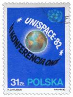 (1982-026) Марка Польша "Эмблема"    2-я Конференция ООН по использованию космического пространства 
